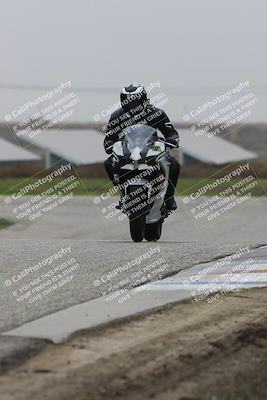 media/Nov-29-2025-TrackDaz (Sat) [[10ae2d9bce]]/C Group/Session 4 (Wheelie Bump)/